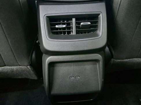 Used 2025 Chevrolet Equinox EV LT FWD image 28