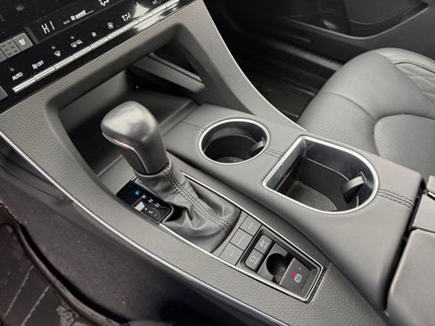 Certified 2021 Toyota Avalon Limited w/ Advanced Safety Package image 14