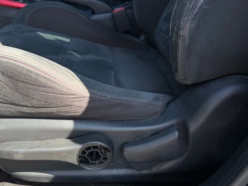 Used 2018 Nissan Sentra NISMO image 9