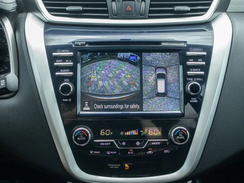 Used 2017 Nissan Murano Platinum w/ Platinum Technology Package FWD image 32