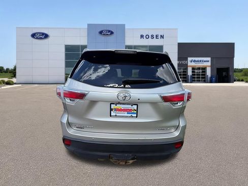 Used 2014 Toyota Highlander Limited Platinum AWD/4WD image 5