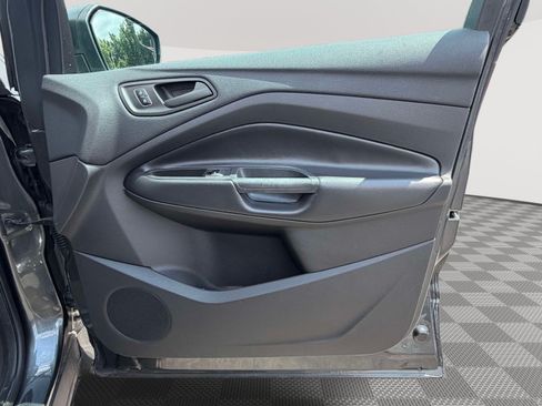 Used 2019 Ford Escape S FWD image 30