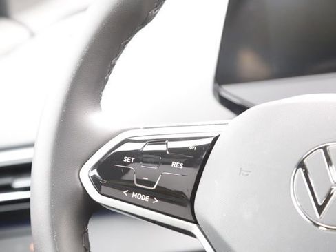 Used 2023 Volkswagen ID.4 Pro S Plus image 22