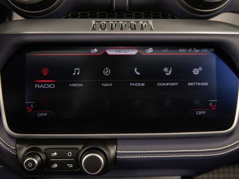 Certified 2020 Ferrari Portofino RWD image 27