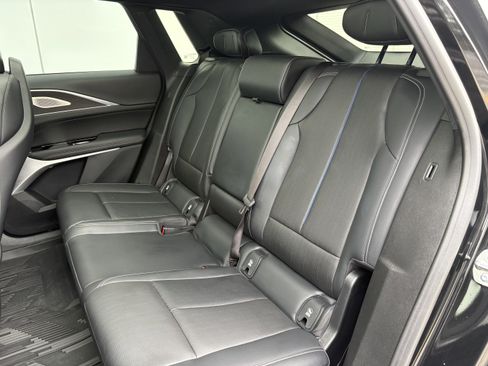 Certified 2024 Cadillac Lyriq Luxury w/ LPO, Floor Liner Package image 13