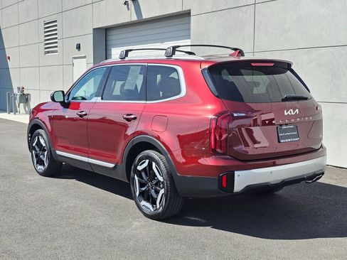 Used 2024 Kia Telluride S w/ S Sunroof Package AWD/4WD image 4