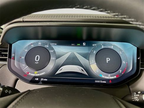 New 2026 Land Rover Range Rover Sport Dynamic SE image 13