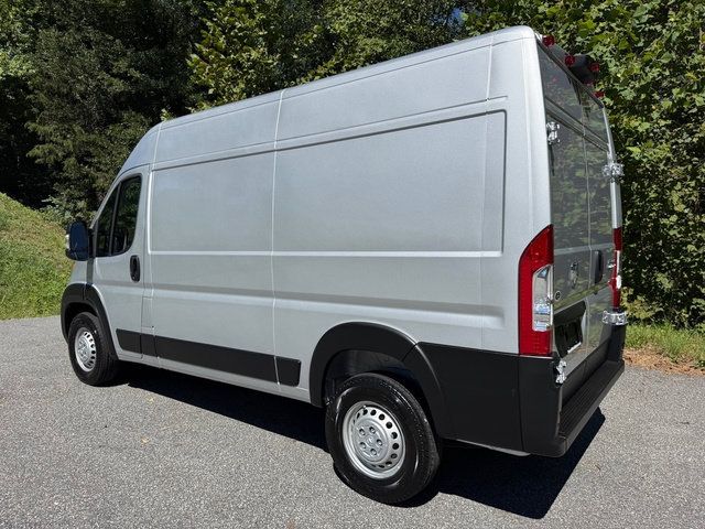 Used 2026 RAM ProMaster 1500 w/ Safety Group FWD image 10