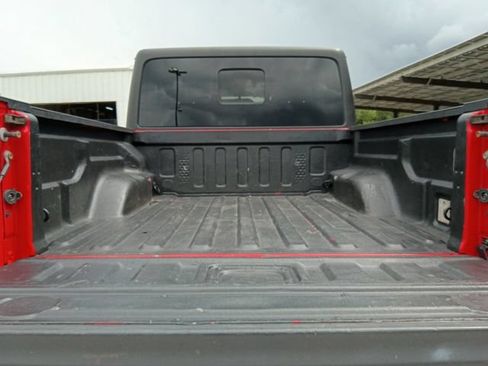 Used 2020 Jeep Gladiator Rubicon AWD/4WD image 11
