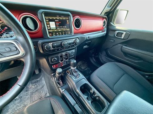 Used 2022 Jeep Wrangler Unlimited Rubicon w/ LED Lighting Group image 27