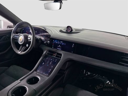 Used 2023 Porsche Taycan GTS AWD/4WD image 31