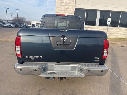 Used 2017 Nissan Frontier SV w/ SV Value Truck Package image 7