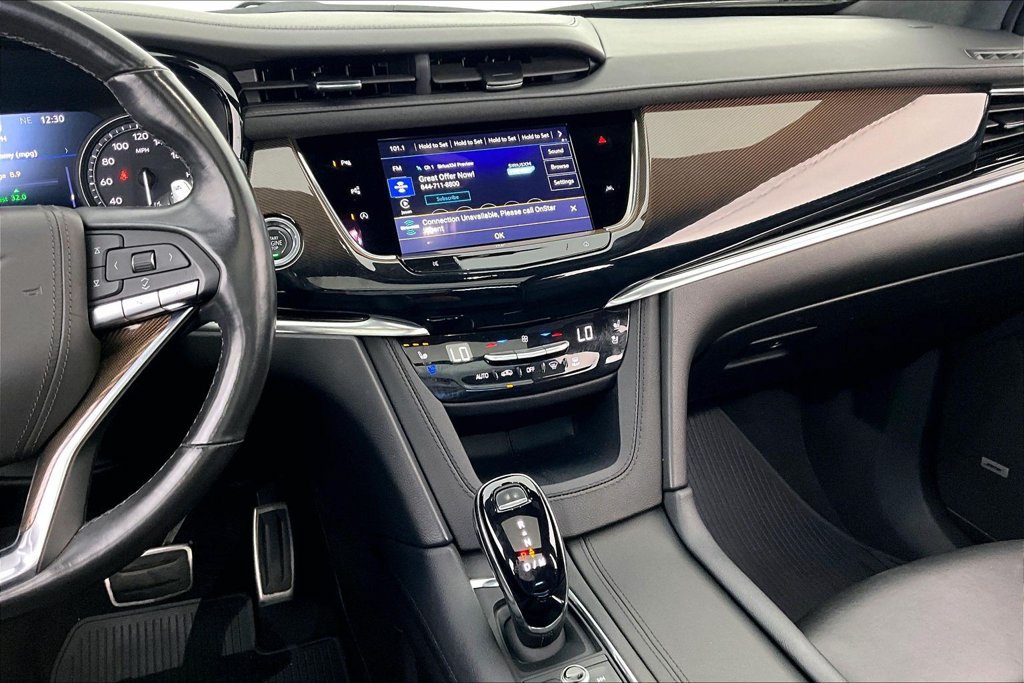 Used 2024 Cadillac XT6 AWD image 8