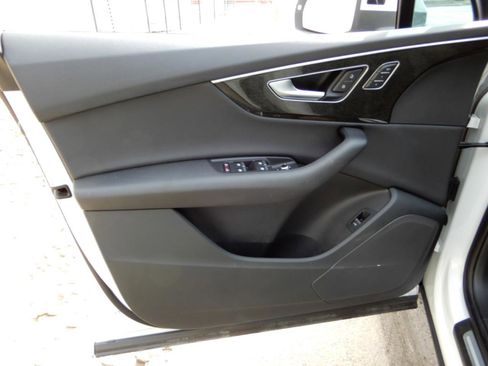 Used 2022 Audi Q7 2.0T Premium image 26