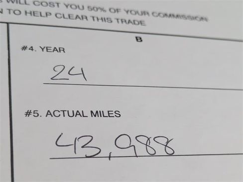 Used 2024 Ford F350 Platinum image 9