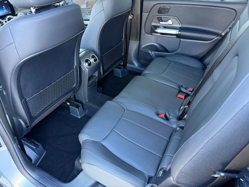 Used 2026 Mercedes-Benz GLB 250 image 24