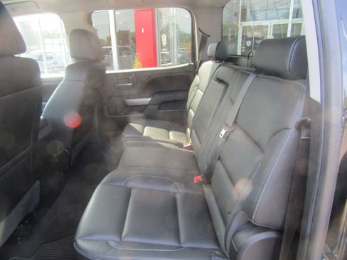 Used 2018 Chevrolet Silverado 1500 LT w/ All Star Edition image 12