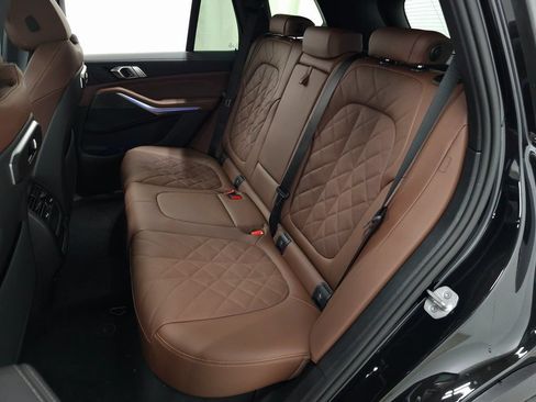 Used 2026 BMW X5 xDrive40i w/ Parking Assistance Package AWD/4WD image 28