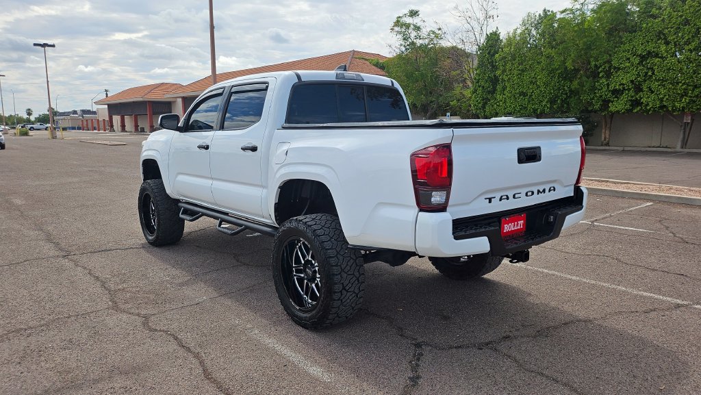 Used 2020 Toyota Tacoma SR RWD image 8