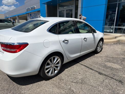 Used 2013 Buick Verano FWD image 4