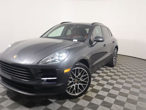 Certified 2019 Porsche Macan S AWD/4WD image 1