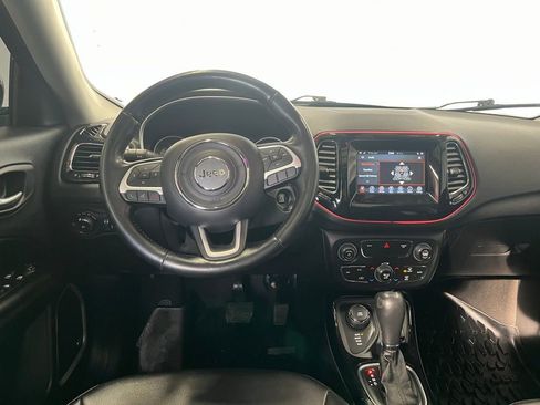 Used 2021 Jeep Compass Altitude w/ Sun and Sound Group image 19