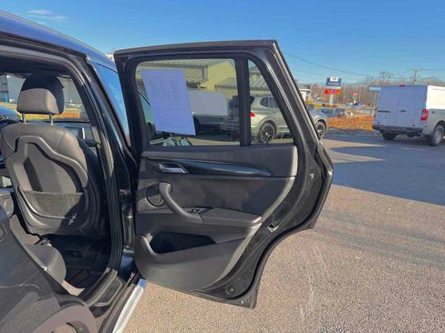 Used 2019 BMW X1 xDrive28i w/ Convenience Package image 19