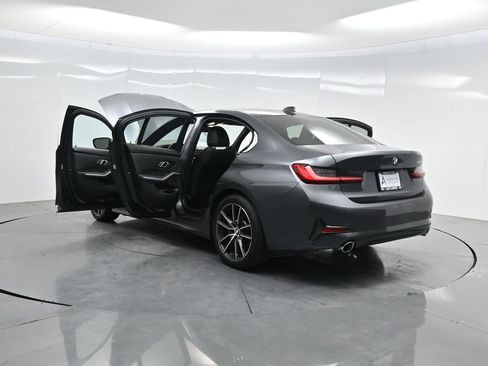 Used 2019 BMW 330i Sedan w/ Convenience Package RWD image 43