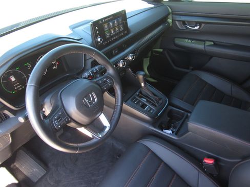 Used 2025 Honda CR-V Sport-L image 18