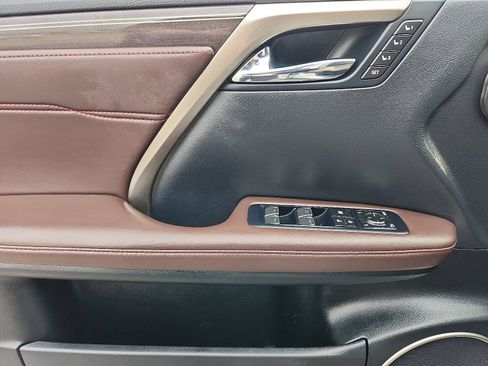 Used 2018 Lexus RX 450hL Luxury image 14