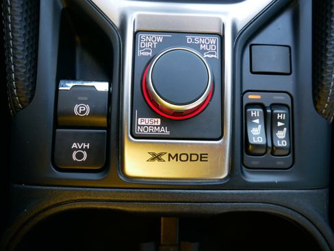 Used 2023 Subaru Forester Limited image 30