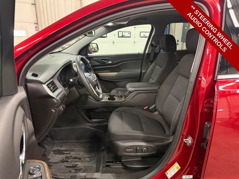 Used 2023 GMC Acadia SLE w/ Driver Convenience Package image 15