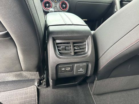 Used 2021 Chevrolet Blazer RS w/ Enhanced Convenience Package image 17