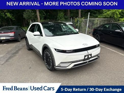 Used 2023 Hyundai Ioniq 5 Limited AWD/4WD image 3