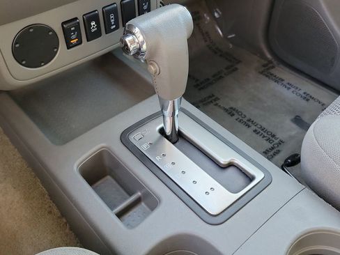 Used 2017 Nissan Frontier SV w/ SV Value Truck Package image 14