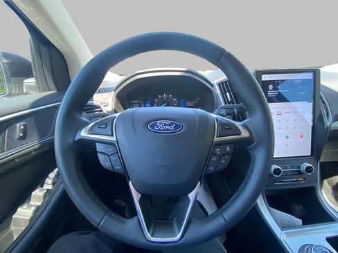 Used 2024 Ford Edge SEL w/ Convenience Package AWD/4WD image 13