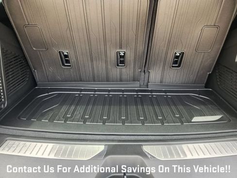 New 2026 GMC Yukon Denali Ultimate w/ LPO, Floor Liner Package AWD/4WD image 26