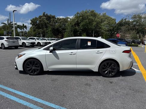 Used 2024 Toyota Corolla SE image 10