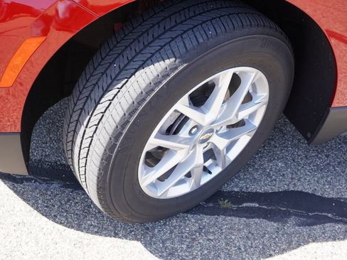 Certified 2024 Chevrolet Equinox LT AWD/4WD image 13