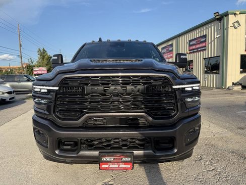 Used 2025 RAM 2500 Laramie w/ Night Edition AWD/4WD image 6