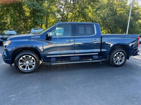 Used 2023 Chevrolet Silverado 1500 High Country w/ Technology Package image 7