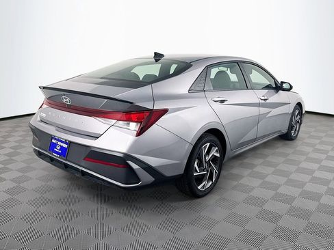 Certified 2025 Hyundai Elantra Sport image 5