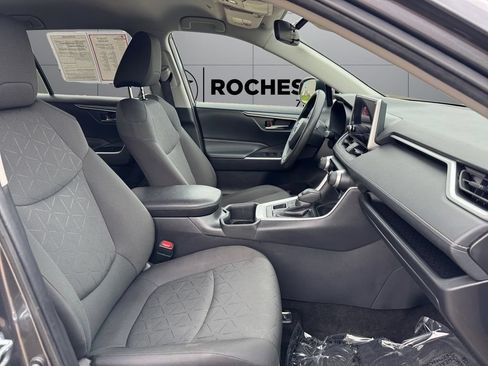 Certified 2024 Toyota RAV4 XLE AWD/4WD image 17