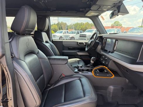 Used 2023 Ford Bronco Badlands AWD/4WD image 35