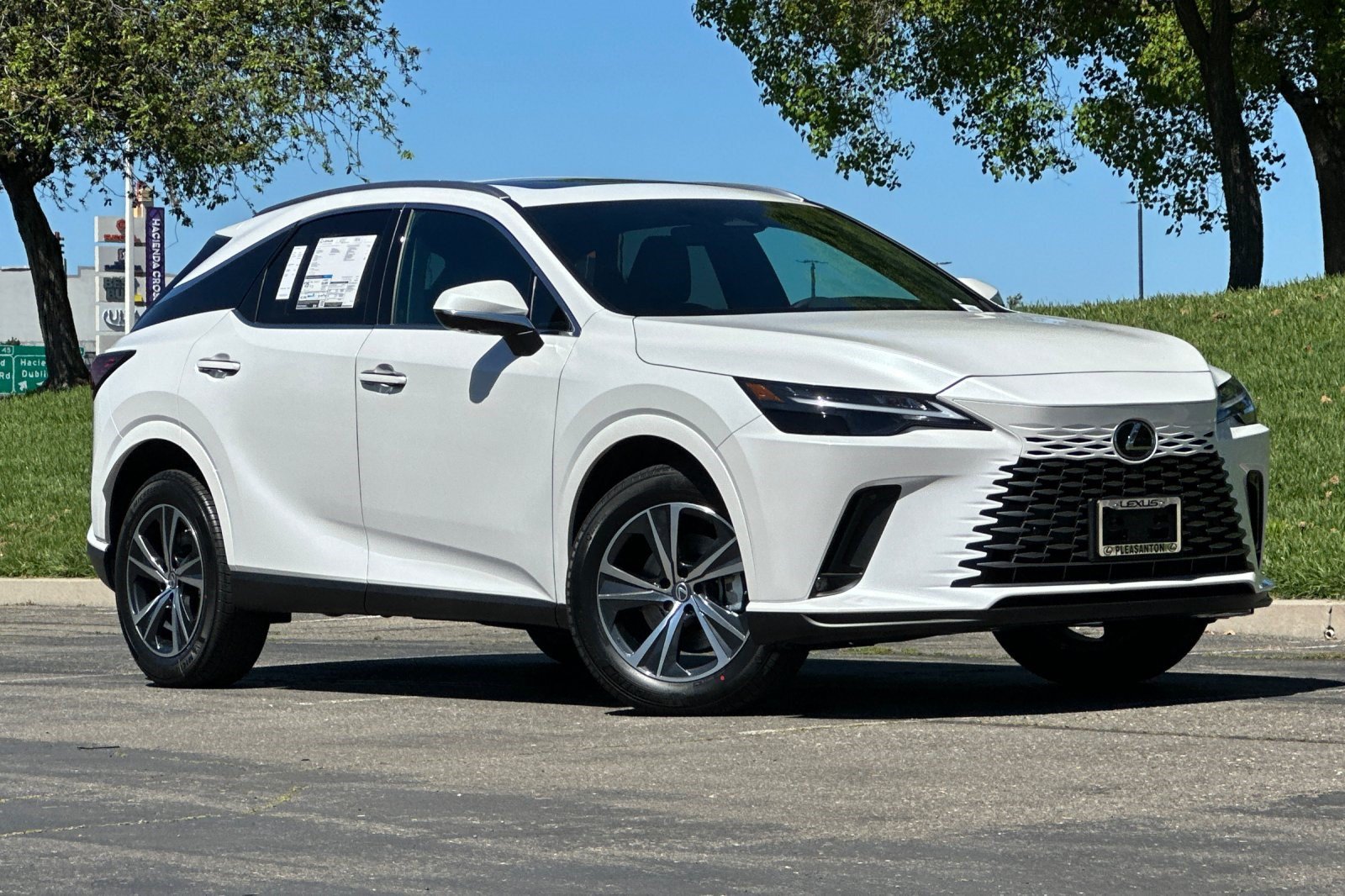 New 2026 Lexus RX 350 Premium FWD image 2