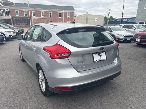 Used 2015 Ford Focus SE FWD image 3
