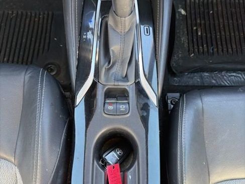 Used 2019 Toyota Corolla XSE image 13