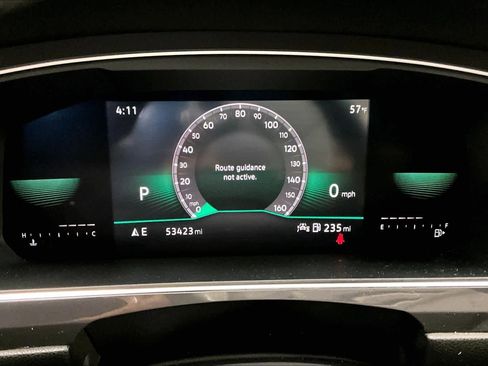 Used 2022 Volkswagen Tiguan SE R-Line image 23