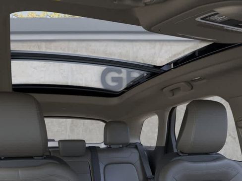 New 2025 Lincoln Corsair FWD w/ Equipment Group 101A image 22