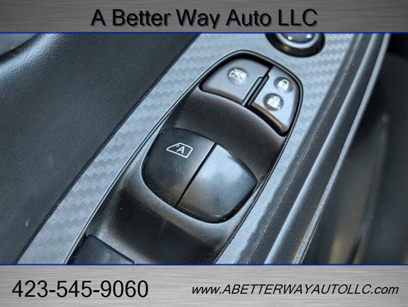 Used 2021 Nissan Sentra SV FWD image 17